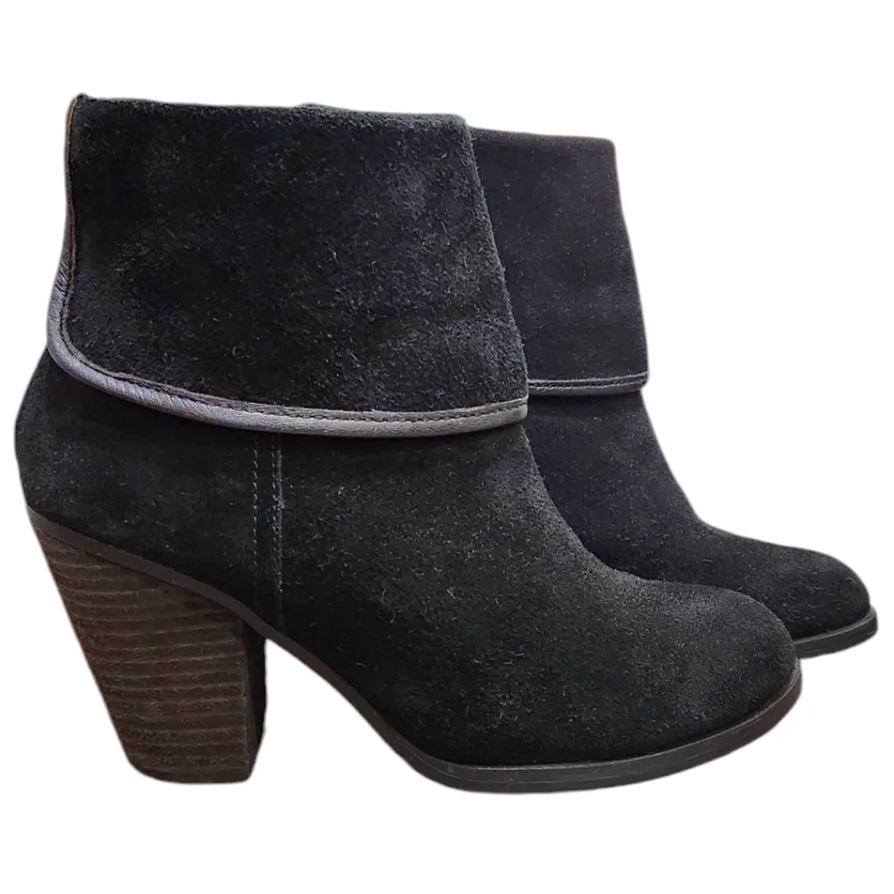 Vince Camuto Hamilton Black Suede Leather Block Heel Ankle Boots Booties